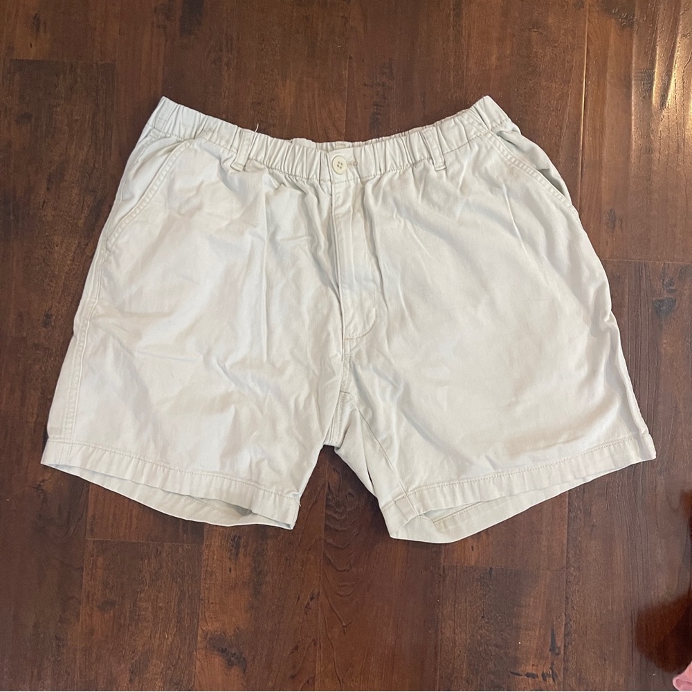 Southern Pines Light Khaki Shorts - 6.5 in